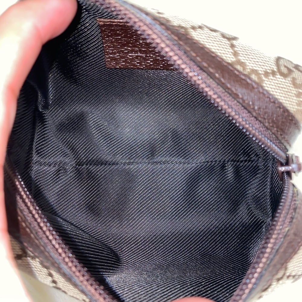 Gucci Pouch - Picture 2 of 16